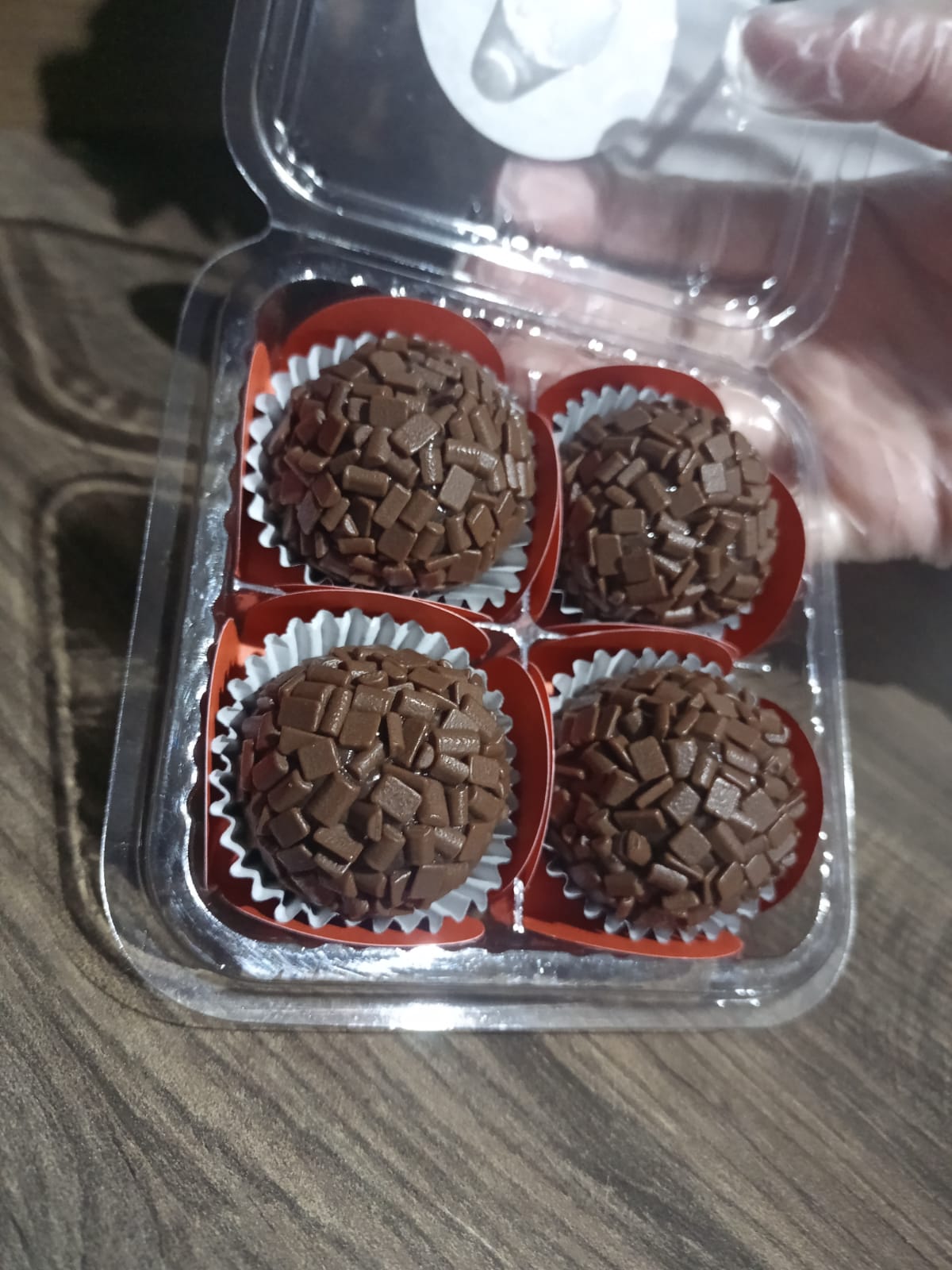 Brigadeiros clássicos artesanais